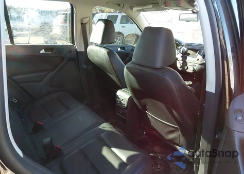 2016 Volkswagen Tiguan S из США, поврежденный, VIN WVGBV7AXXGW003568